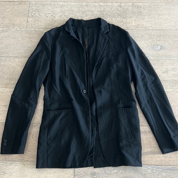 Forme D'Expression Lightweight Black Blazer - Picture 7 of 9